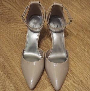 Worthington Size 9.5 Nougat Colored Dress Shoe.